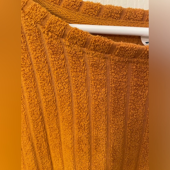 Old Navy Sweater - Picture 2 of 4